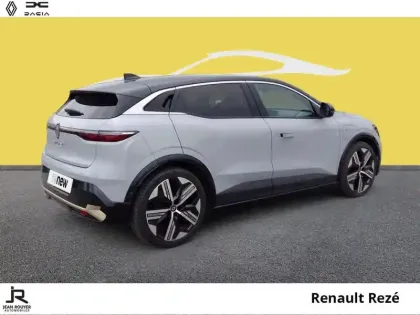 Photo 11 Renault Megane  E-Tech Electric EV60 220ch Iconic super charge