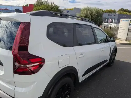 Photo 9 Dacia Jogger  1.6 hybrid 140ch Extreme 5 places