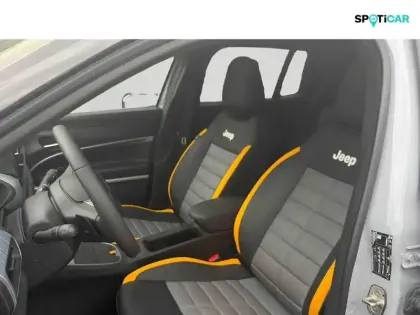 Photo 11 Jeep Avenger  1.2 Turbo T3 145ch MHEV The North Face BVR6 4xe