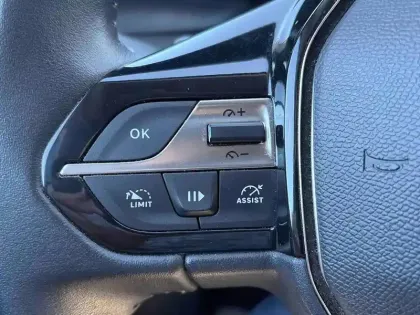 Photo 14 Peugeot 308  1.5 BlueHDi 130ch S&S Allure EAT8