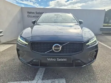 Photo 18 Volvo V60  B4 197ch Plus Style Dark DCT 7