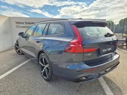 Photo 14 Volvo V60  B4 197ch Plus Style Dark DCT 7