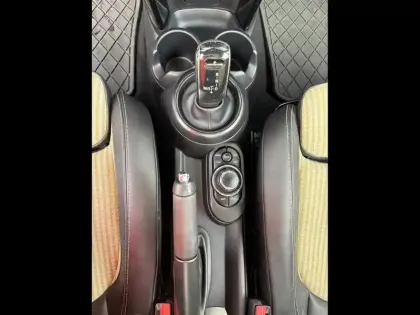Photo 10 Mini Mini  Cooper 136ch Edition Premium Plus BVA7