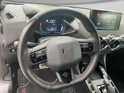 Photo 13 DS DS 3  Crossback E-Tense Performance Line