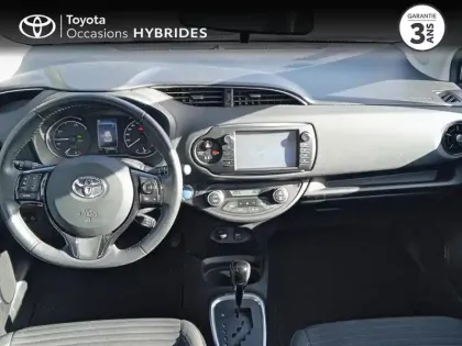 Photo 12 Toyota Yaris  100h Dynamic 5p RC18