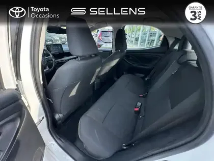 Photo 11 Toyota Yaris  116h Dynamic 5p MC24
