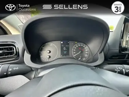 Photo 13 Toyota Yaris  116h Dynamic 5p MC24