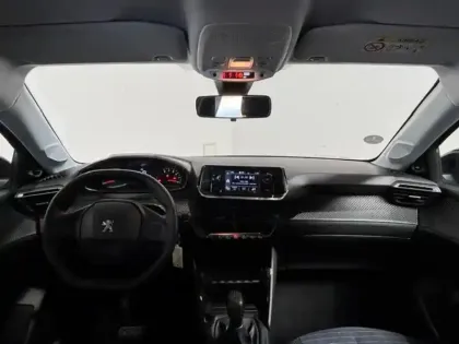 Photo 7 Peugeot 208  1.2 75 S&S Like Bluetooth / Regulateur / Clim