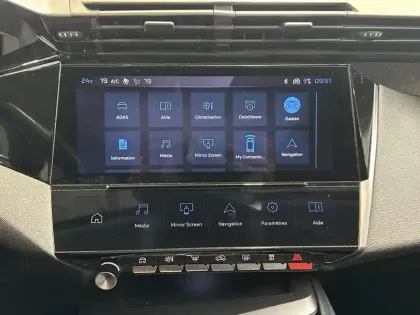 Photo 13 Peugeot 308  1.2 130 S&S Allure EAT8 I-cockpit GPS Camera Carplay