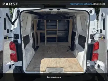 Photo 10 Peugeot Expert Fourgon FGN TOLE STANDARD 1.5 BLUEHDI 120 S&S BVM6 PREMIUM