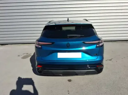 Photo 5 Renault Austral Nouveau full hybrid E-Tech 200 ch Esprit Alpine