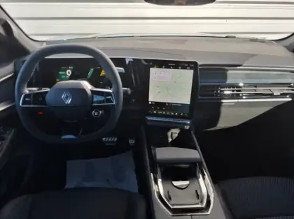 Photo 12 Renault Austral Nouveau full hybrid E-Tech 200 ch Esprit Alpine