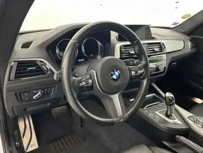 Photo 9 BMW Serie 1 116d 116 ch BVA8 M Sport Ultimate 3p