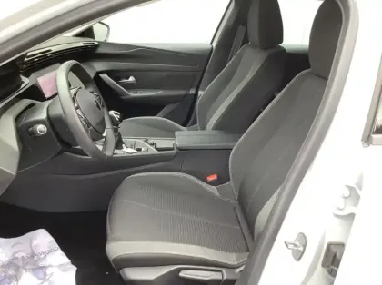 Photo 10 Peugeot 308 PureTech 130ch S&S BVM6 Active Pack