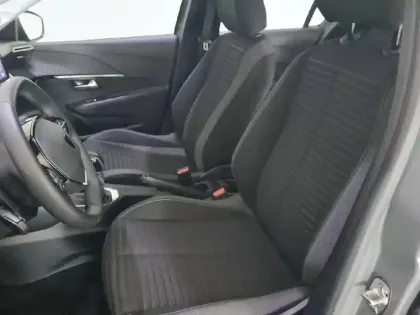 Photo 19 Peugeot 208  PureTech 75 S&S BVM5