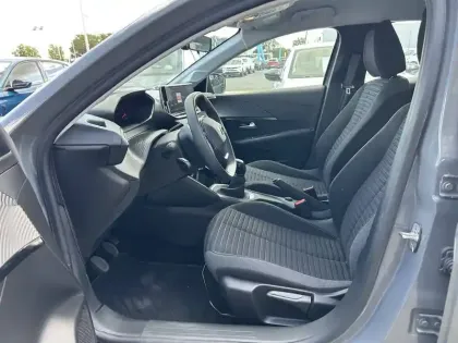 Photo 6 Peugeot 208  PureTech 75 S&S BVM5