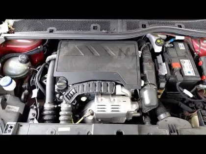 Photo 11 Peugeot 208  PureTech 100 S&S BVM6