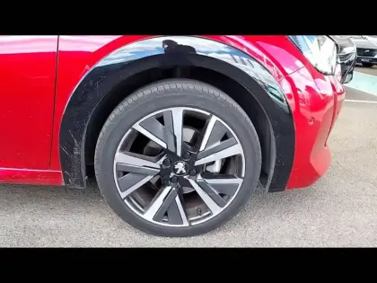 Photo 13 Peugeot 208  PureTech 100 S&S BVM6