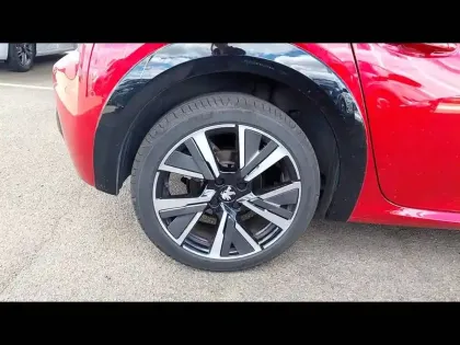 Photo 15 Peugeot 208  PureTech 100 S&S BVM6