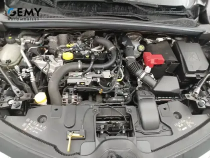 Photo 26 Renault Captur  TCe 90