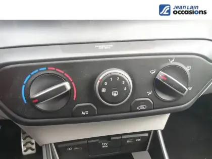 Photo 15 Hyundai Bayon  1.0 T-GDi 100 DCT-7 Hybrid 48V