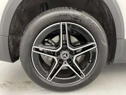 Photo 18 Mercedes GLB  220 d 8G-DCT 4Matic