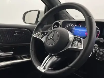 Photo 23 Mercedes Classe B  200 7G-DCT