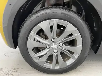 Photo 18 Peugeot 208  Electrique 50 kWh 136ch
