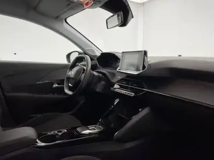 Photo 25 Peugeot 208  Electrique 50 kWh 136ch