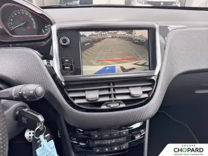 Photo 12 Peugeot 2008  PureTech 110ch S&S EAT6