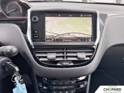 Photo 15 Peugeot 2008  PureTech 110ch S&S EAT6
