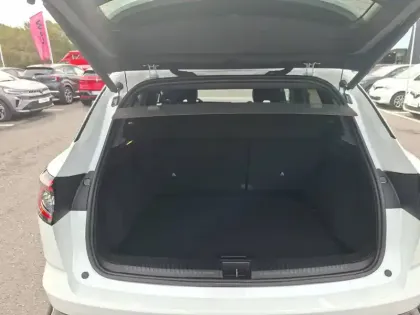 Photo 27 Renault Austral  E-Tech hybrid 200