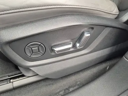 Photo 22 Audi Q7  60 TFSI e 462 Tiptronic 8 Quattro