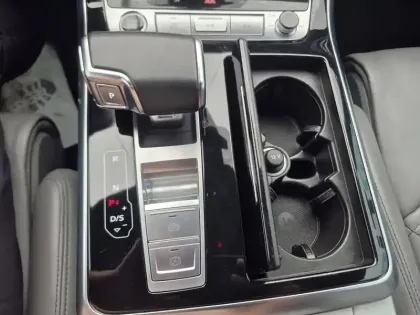 Photo 14 Audi Q7  60 TFSI e 462 Tiptronic 8 Quattro