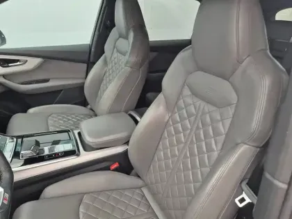 Photo 8 Audi Q7  60 TFSI e 462 Tiptronic 8 Quattro