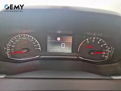 Photo 15 Peugeot 2008  PureTech 100 S&S BVM6