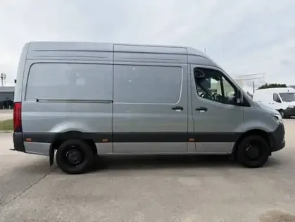 Photo 5 Mercedes Sprinter  FGN 319 CDI 37 3.5T RWD 9G-TRONIC