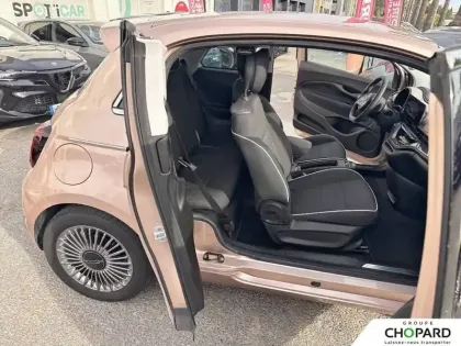 Photo 19 Fiat 500  3+1 e 118 ch