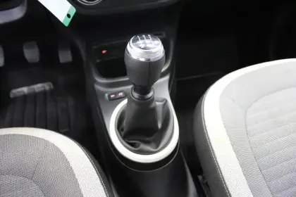 Photo 51 Renault Twingo  III SCe 65