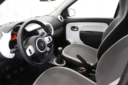 Photo 13 Renault Twingo  III SCe 65