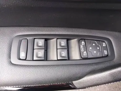 Photo 24 Renault Kadjar  Blue dCi 115 EDC