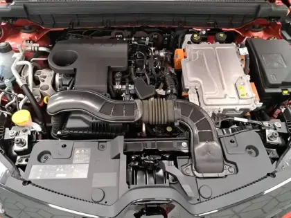 Photo 14 Renault Arkana  E-Tech full hybrid 145 GSR2