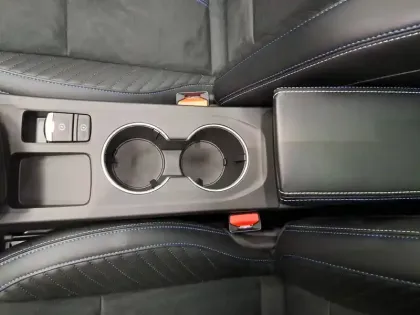 Photo 34 Renault Arkana  E-Tech full hybrid 145 GSR2