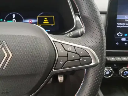Photo 32 Renault Arkana  E-Tech full hybrid 145 GSR2