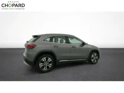 Photo 8 Mercedes GLA  200 d 8G-DCT