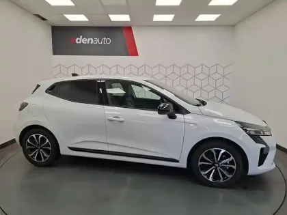Photo 15 Renault Clio  E-Tech full hybrid 145 ch GSR2
