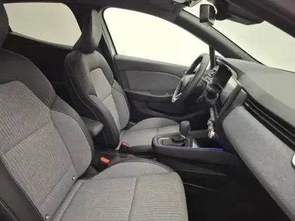 Photo 30 Renault Clio  E-Tech full hybrid 145 ch GSR2