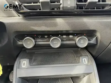 Photo 18 Citroën C4  PureTech 100 S&S BVM6