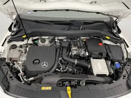 Photo 19 Mercedes GLA  250 e 8G-DCT