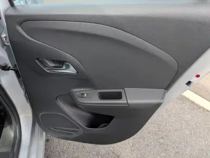 Photo 13 Opel Corsa  Electrique 136 ch & Batterie 50 kw/h
